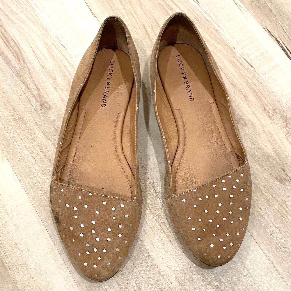 Lucky Brand Tan Suede Flats with Silver Dots